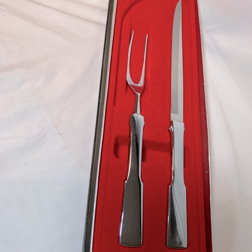 Carvel Hall Stainless Steel Carving 2 Piece Set